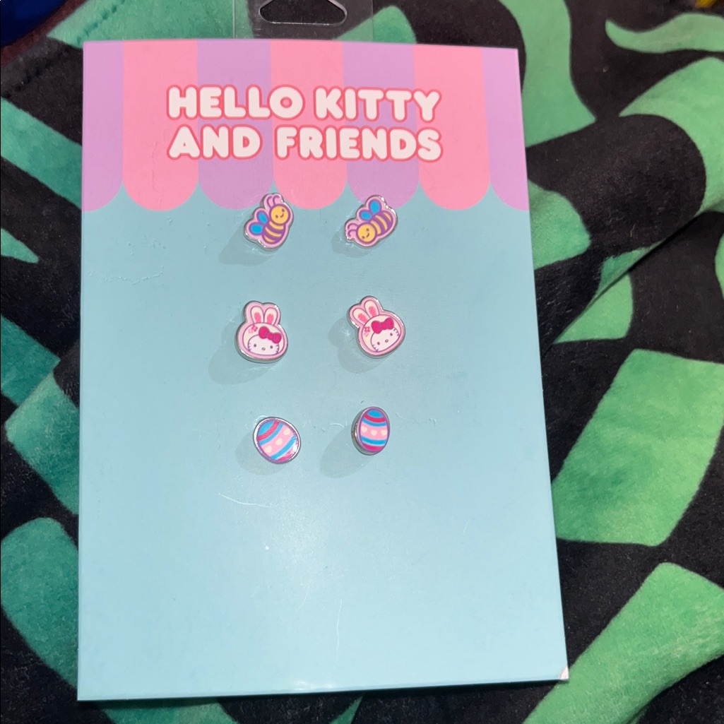 Bnwt!Hello Kitty & Friends Easter Earring’s Set Of 3!